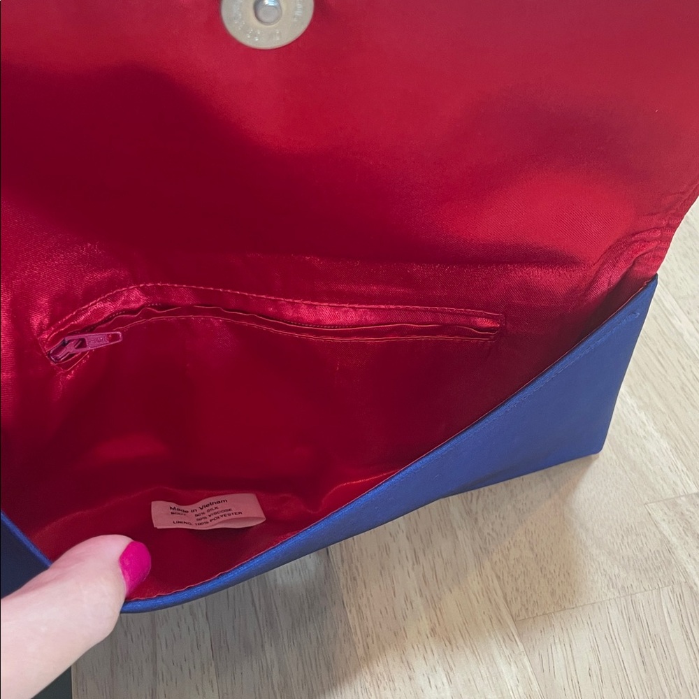 Vintage lobster novelty graphic embroidered silk clutch evening bag - Picture 7 of 11